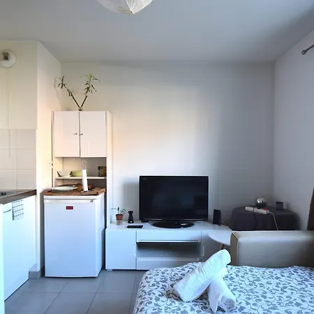 Gare St Roch 1er Etage - Air Apartment